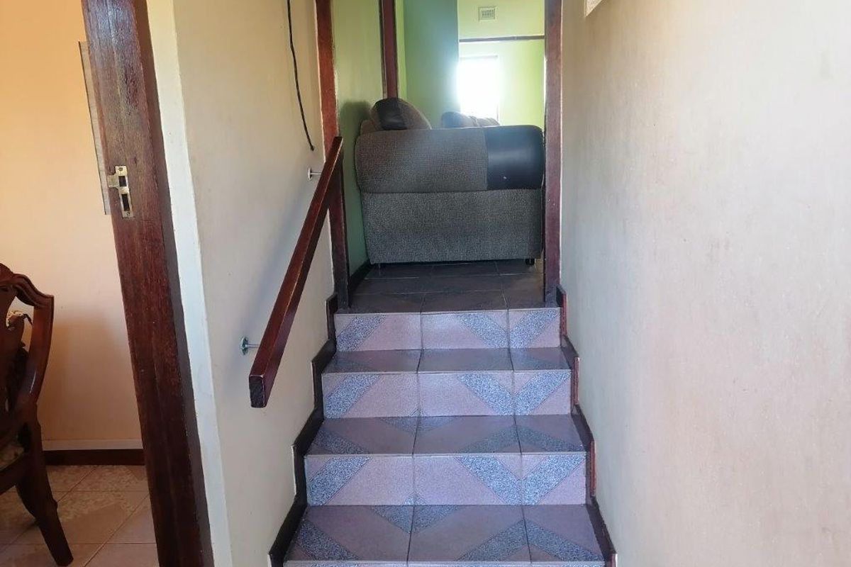 Spacious Home With A Separate Flat  - Photo 5