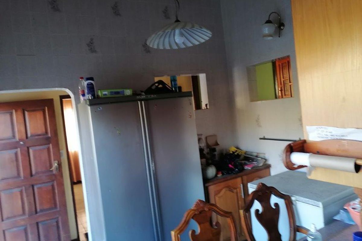 Spacious Home With A Separate Flat  - Photo 3