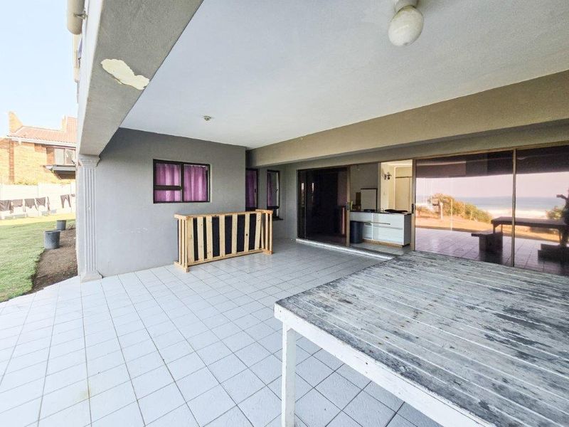 Double Storey Beach Front Property - Photo 8