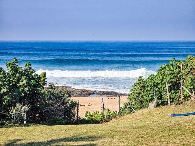 Double Storey Beach Front Property - Photo 2