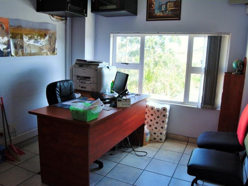 Prime Location, Large Warehouse for Sale! - Photo 9