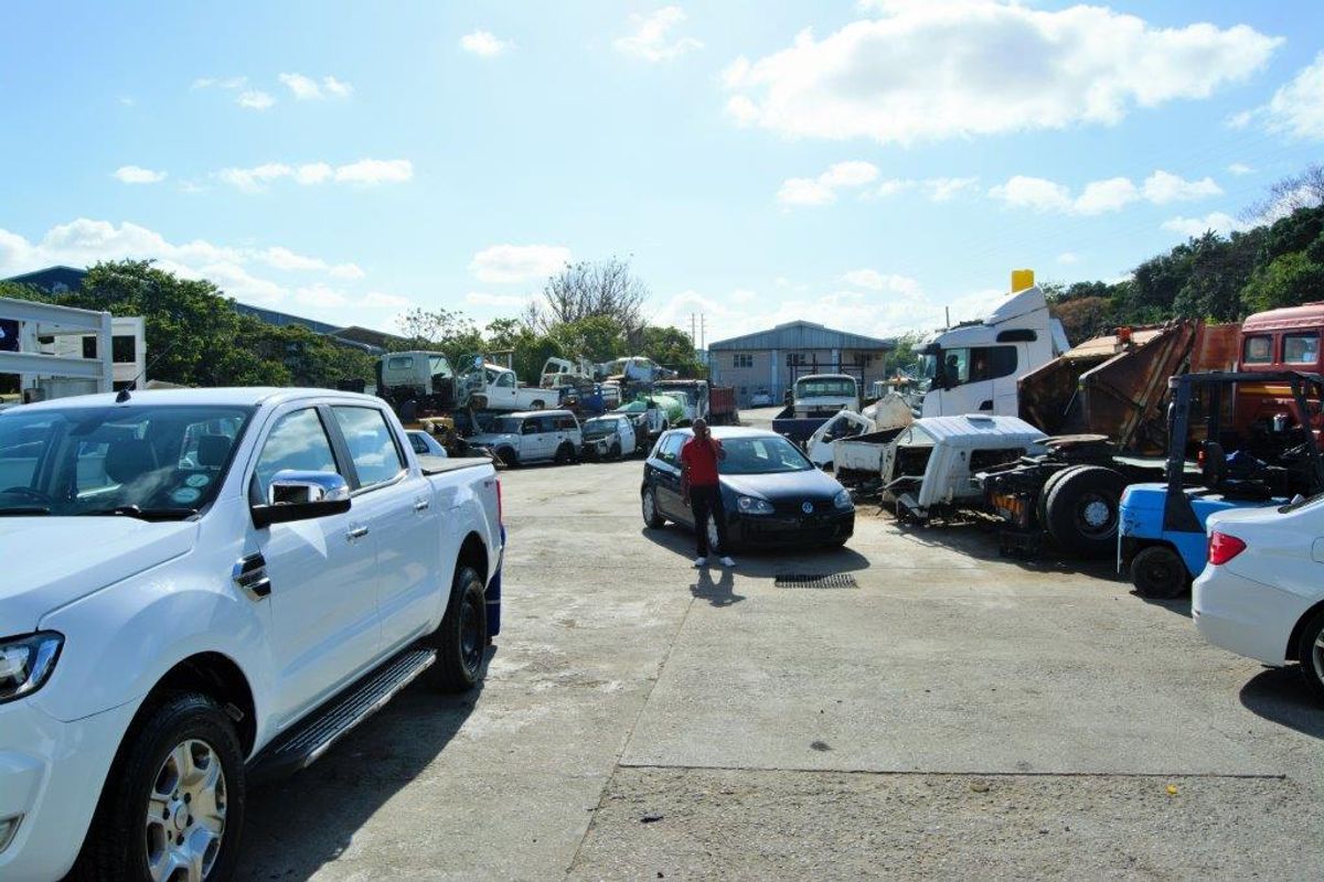 Prime Location, Large Warehouse for Sale! - Photo 5