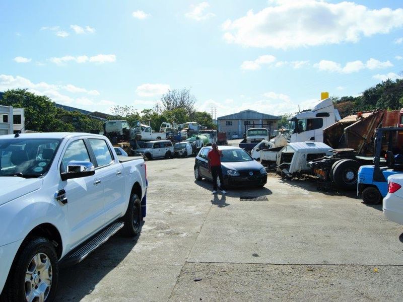 Prime Location, Large Warehouse for Sale! - Photo 5