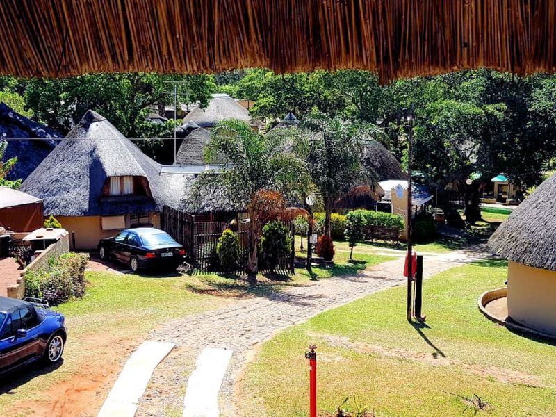 A Thatched Cottage In A Secure Estate! - Photo 3