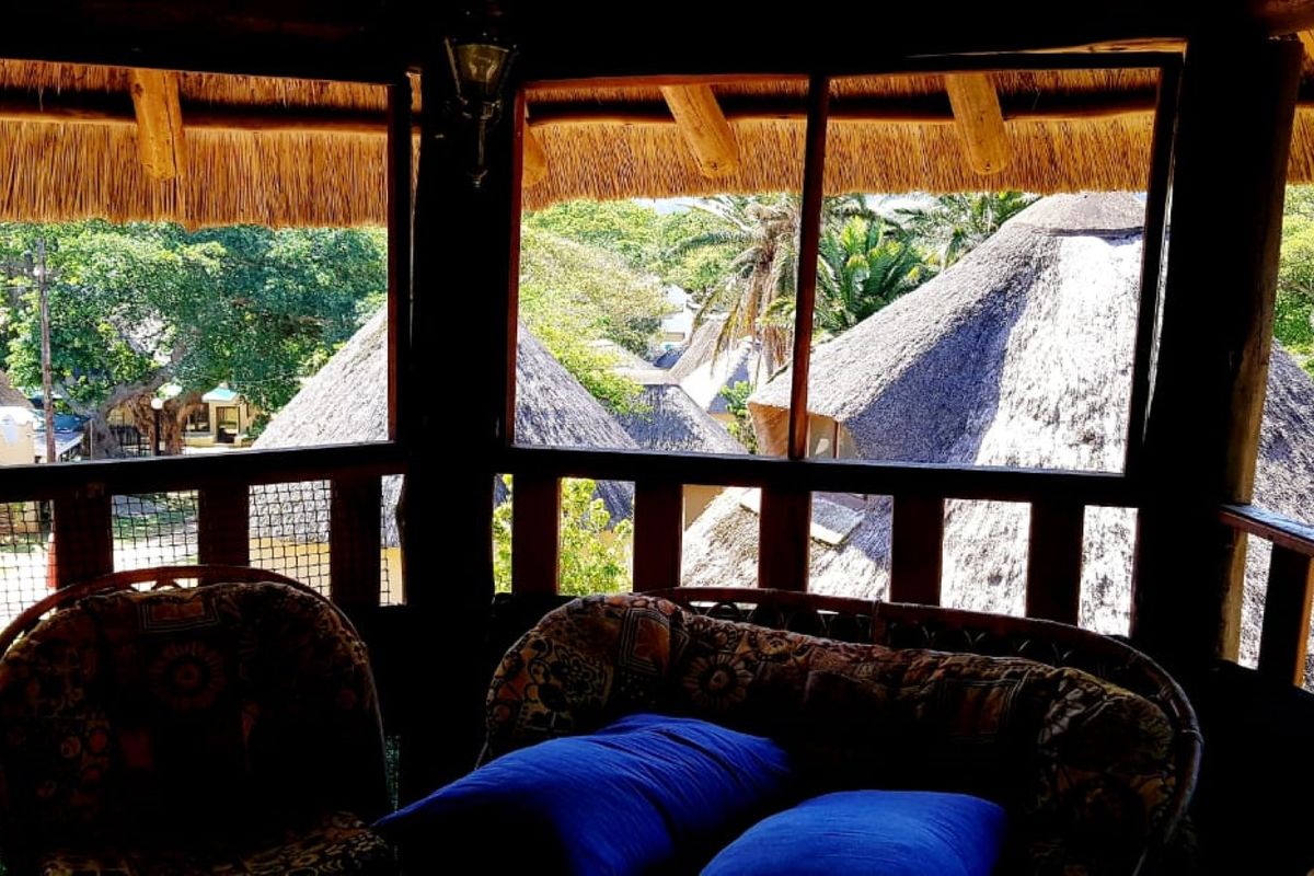 A Thatched Cottage In A Secure Estate! - Photo 2