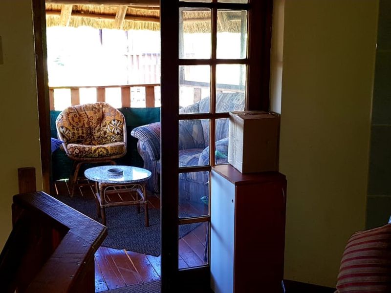 A Thatched Cottage In A Secure Estate! - Photo 10