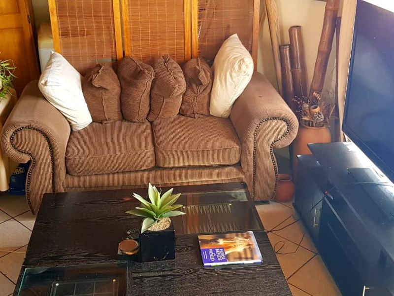 A Thatched Cottage In A Secure Estate! - Photo 6