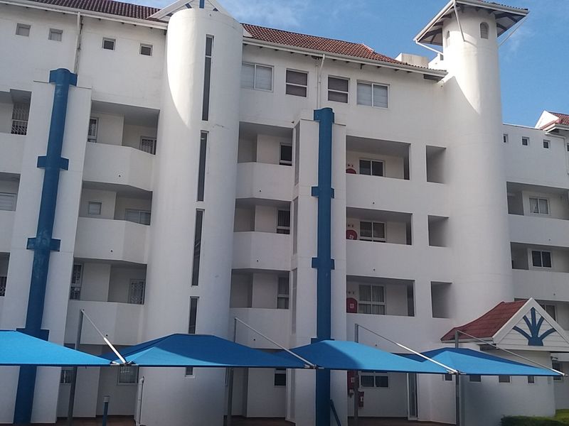 Sea View and Close to Beach! - Photo 1