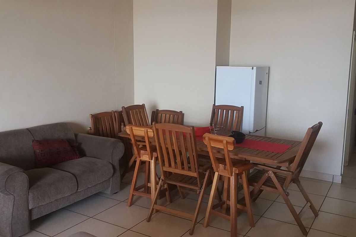 Sea View and Close to Beach! - Photo 4