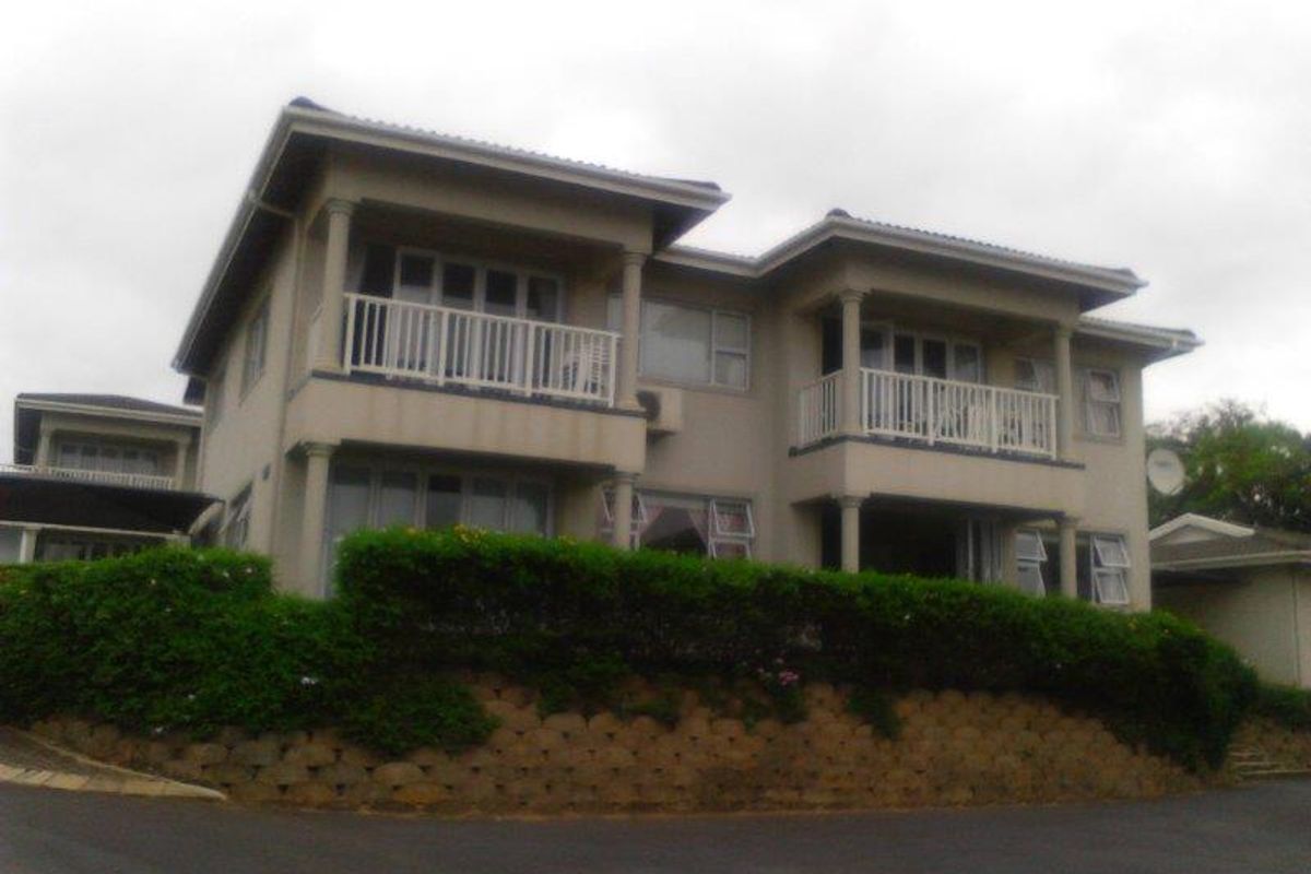 2 bedroom Beach Front Unit!  - Photo 3