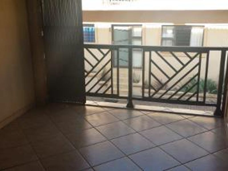 Perfect Lock Up and Go at the Beach! - Photo 2