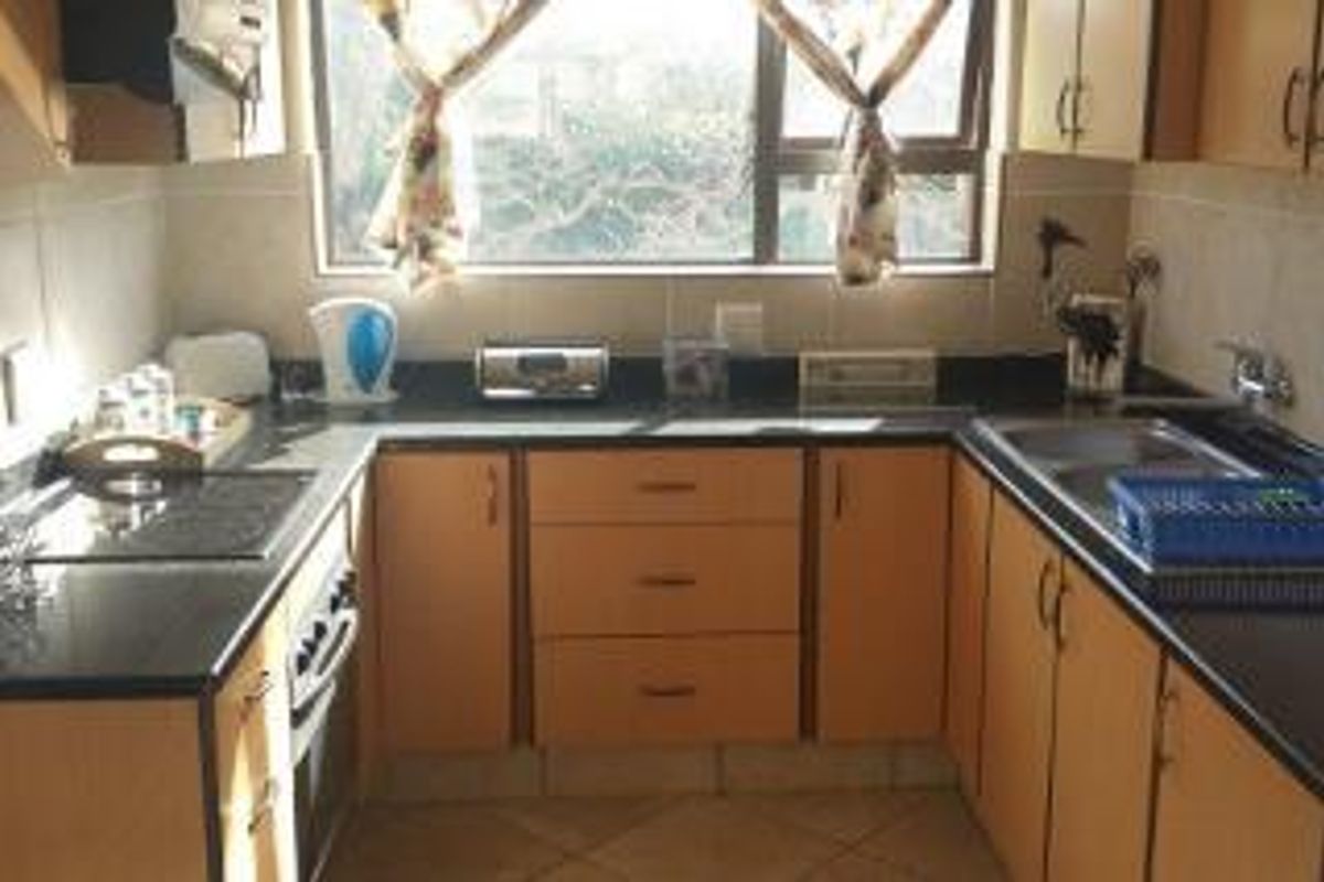 Perfect Lock Up and Go at the Beach! - Photo 4