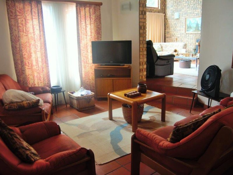 Huge Home with Direct Beach Access! - Photo 9