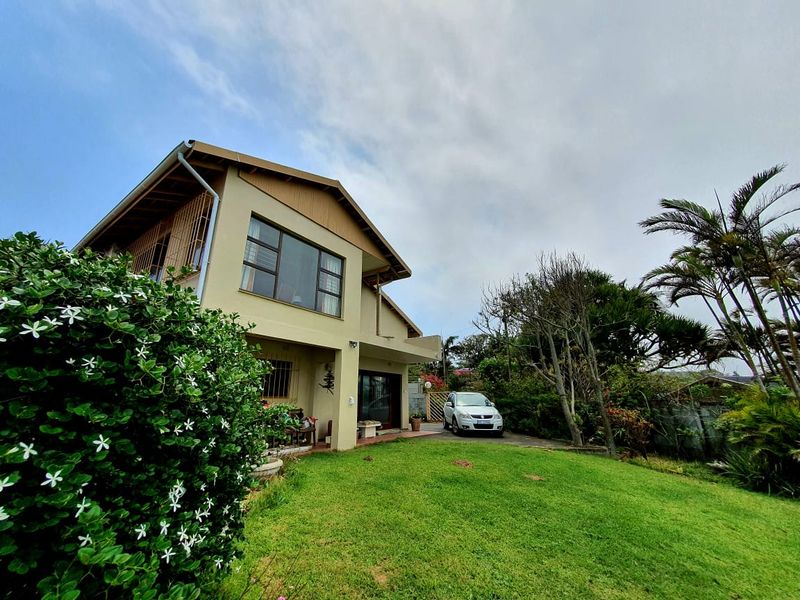Truly Lovely Panoramic Ocean Views! - Photo 2