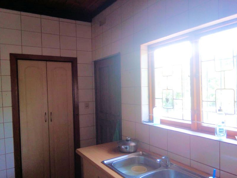 A Charming Home with Pool, Flat and Amazing Sea Views! - Photo 10