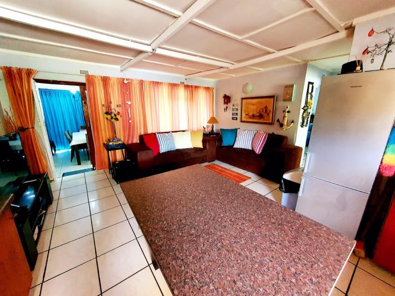 3 Bedroom Unit in Riverside Estate! - Photo 7