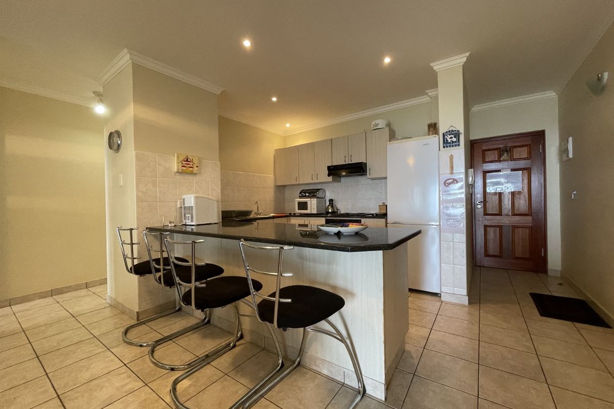 Large Apartment With Spectacular Sea Views! - Photo 3