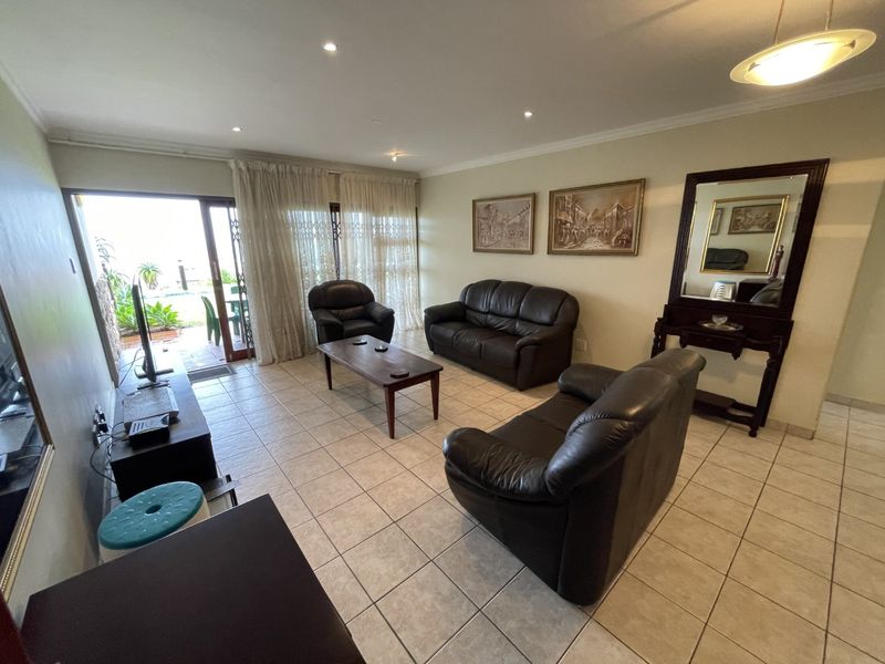 Large Apartment With Spectacular Sea Views! - Photo 8