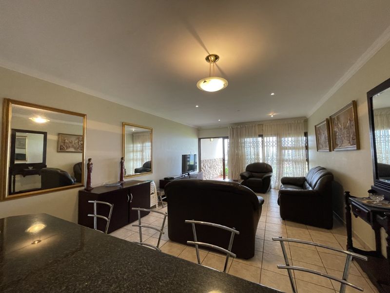 Large Apartment With Spectacular Sea Views! - Photo 7