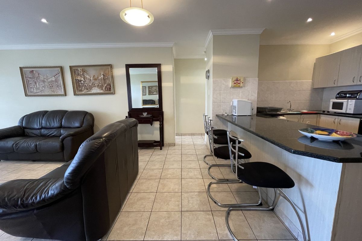Large Apartment With Spectacular Sea Views! - Photo 5
