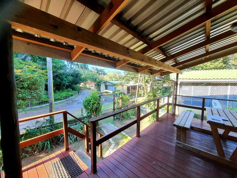 A Charming Furnished Two Bedroom Cottage In An Estate - Photo 3