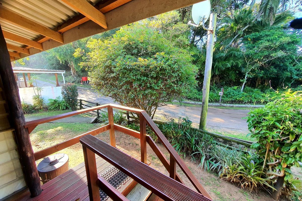 A Charming Furnished Two Bedroom Cottage In An Estate - Photo 2