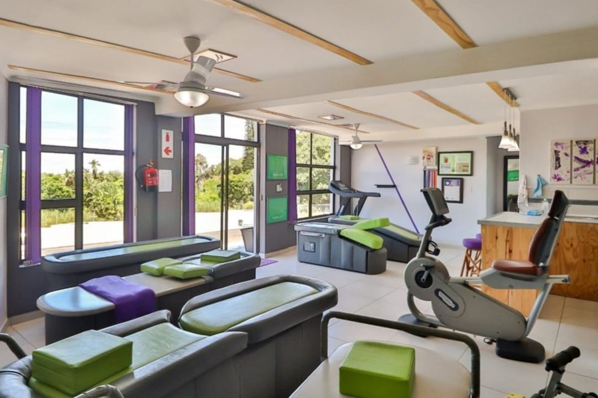 Modern Immaculate Commercial Property With Sea Views !!! - Photo 5