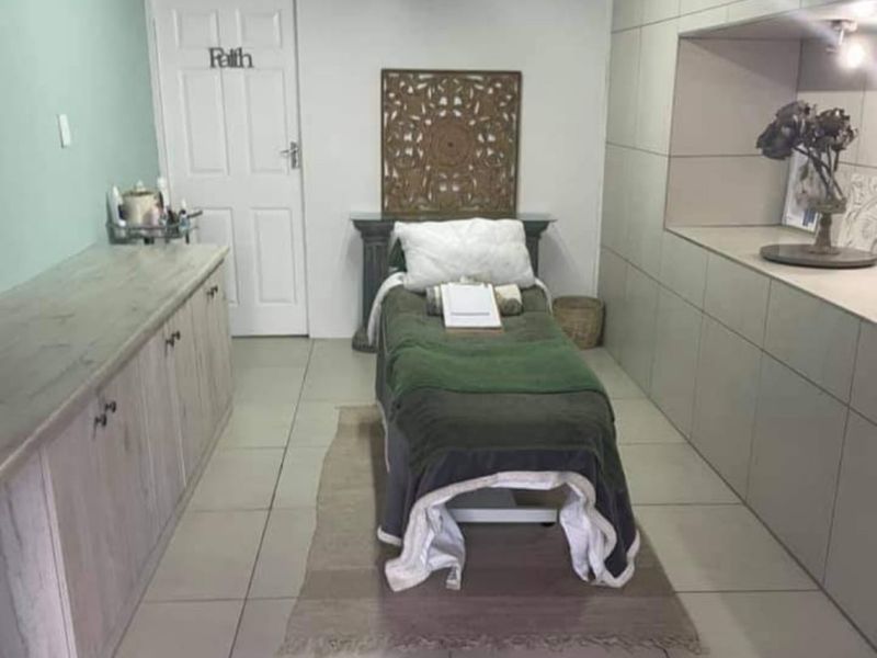 Modern Immaculate Commercial Property With Sea Views !!! - Photo 7