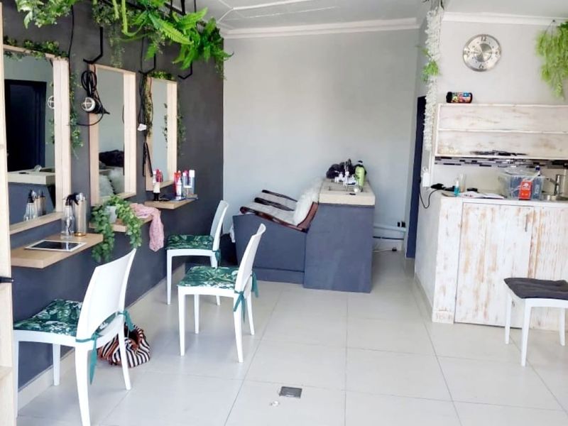 Modern Immaculate Commercial Property With Sea Views !!! - Photo 6