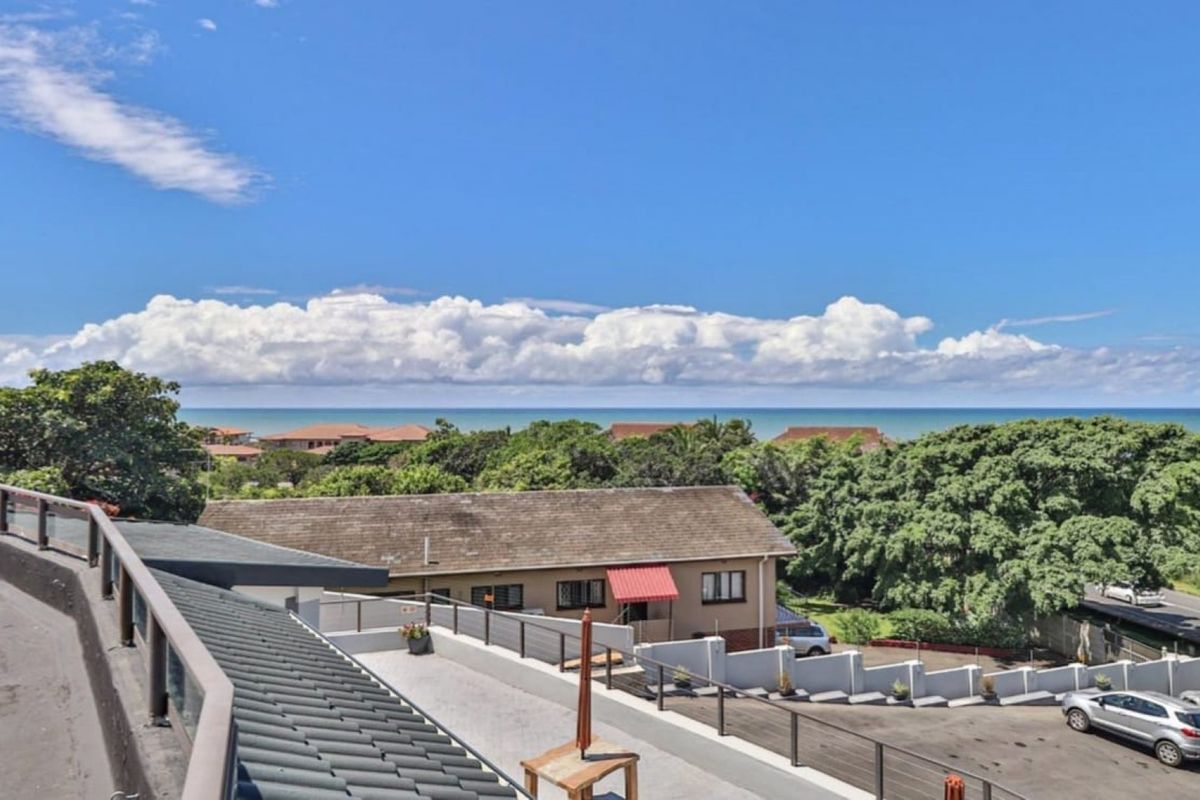 Modern Immaculate Commercial Property With Sea Views !!! - Photo 2