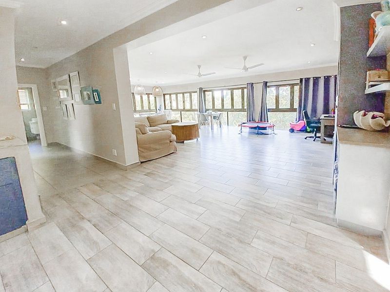 Two Beautiful Family Homes On One Property - Photo 2