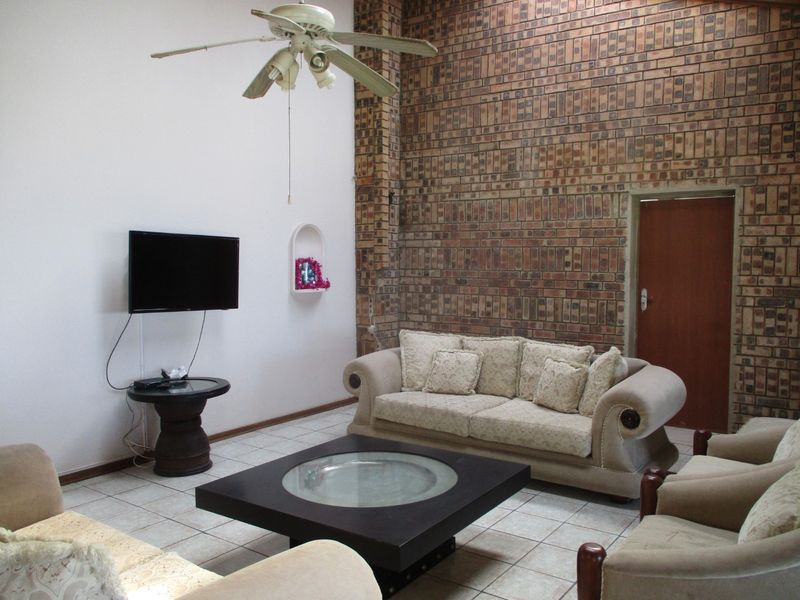 Exceptional Investment Property With Exceptional Views!!!! - Photo 3