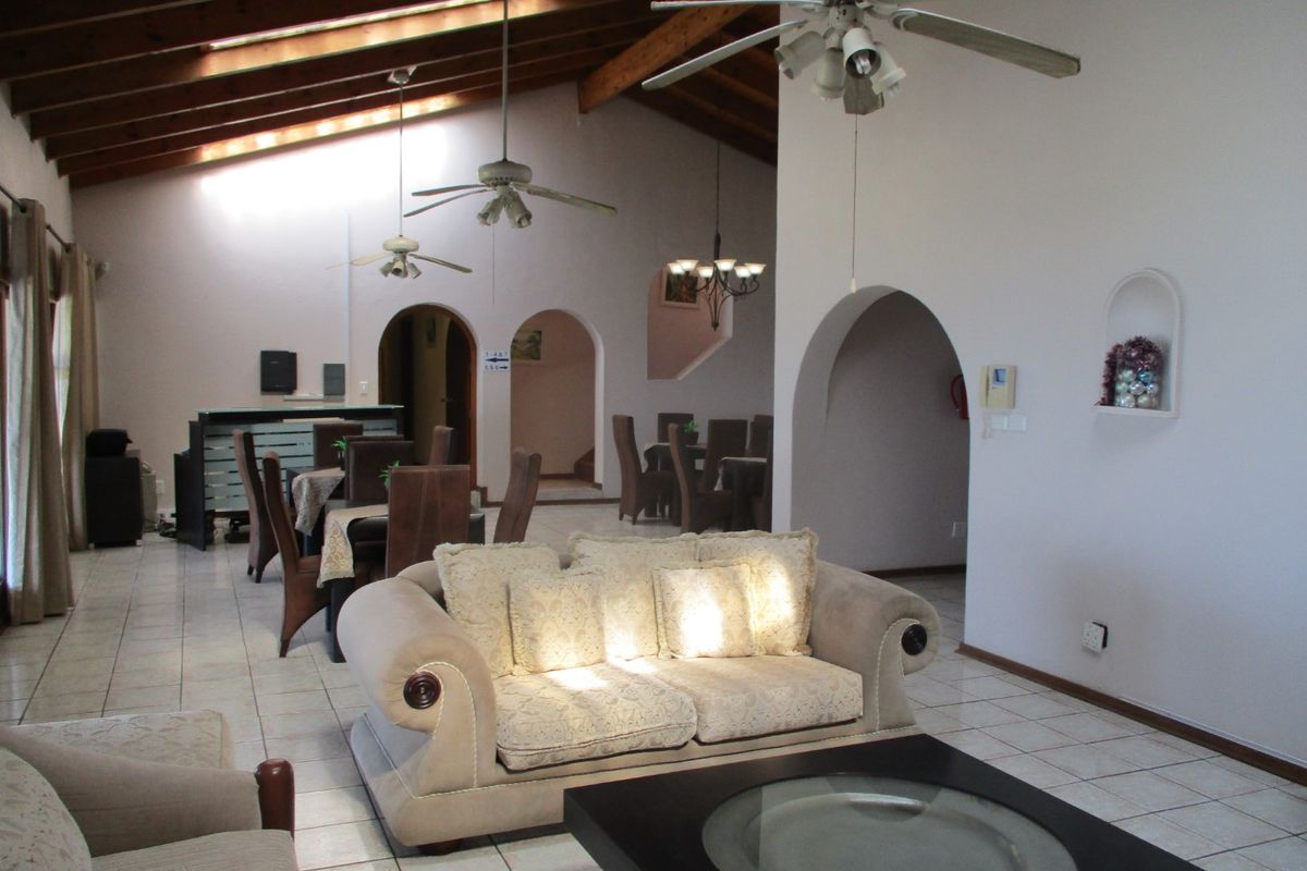 Exceptional Investment Property With Exceptional Views!!!! - Photo 4