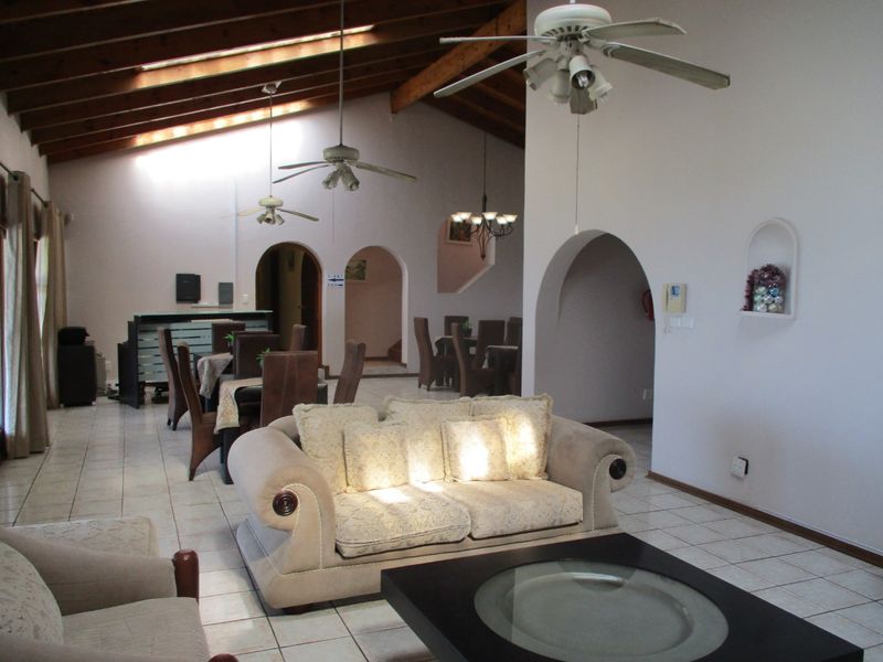 Exceptional Investment Property With Exceptional Views!!!! - Photo 4