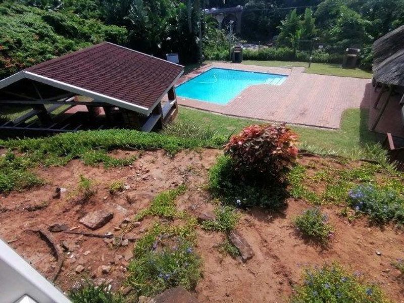 A Ground Floor Apartment in Uvongo - Photo 8