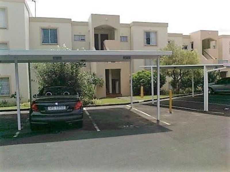 A Ground Floor Apartment in Uvongo - Photo 4