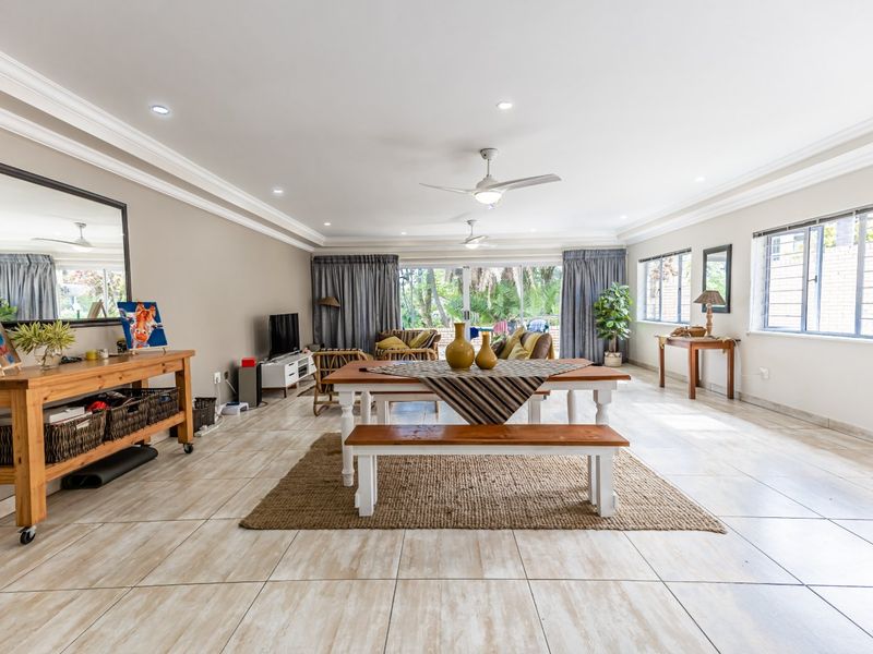 House And Flat For Sale At The Popular La Shac By The Beach - Photo 4