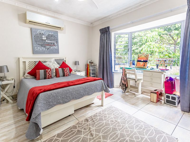 House And Flat For Sale At The Popular La Shac By The Beach - Photo 10