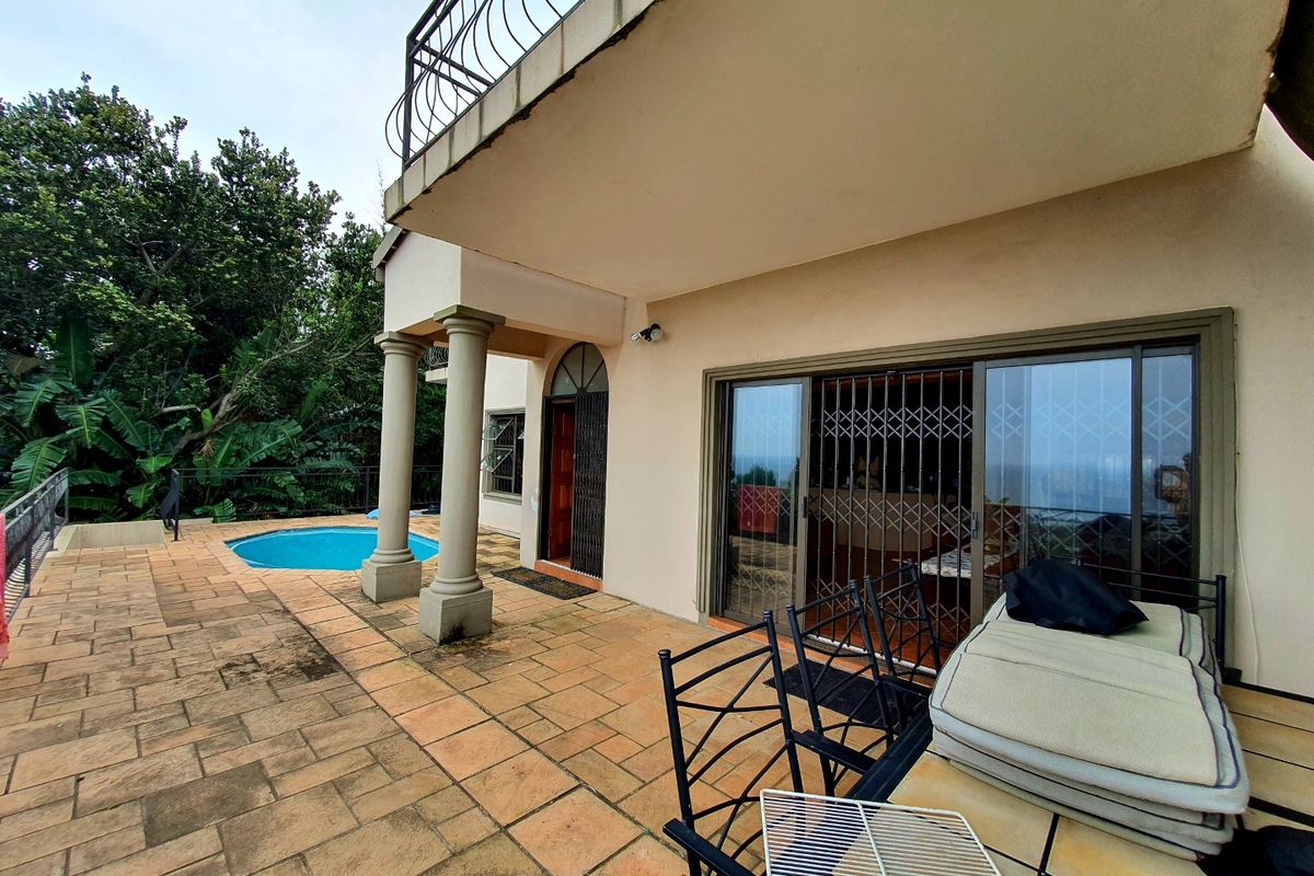 Tuscan Stunner With Amazing Breaker Views - Photo 2