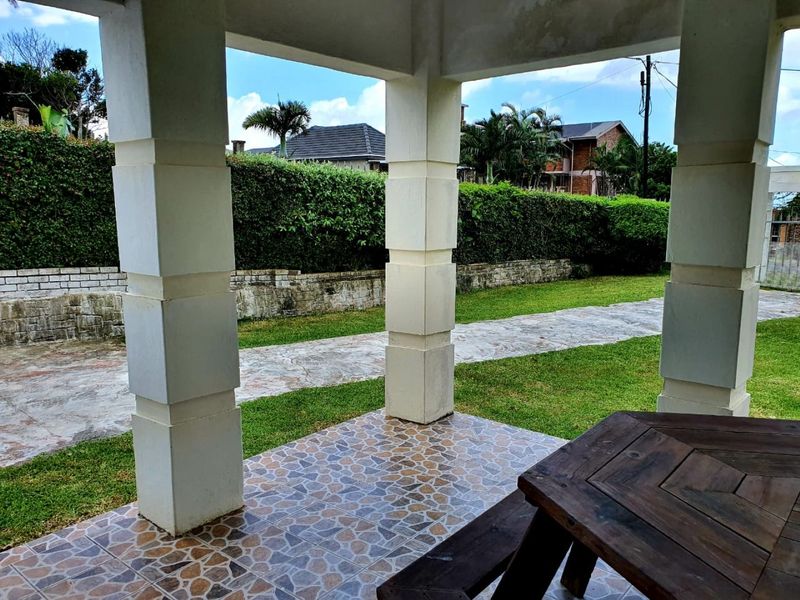 Income Generator In Prime Area  - Photo 3
