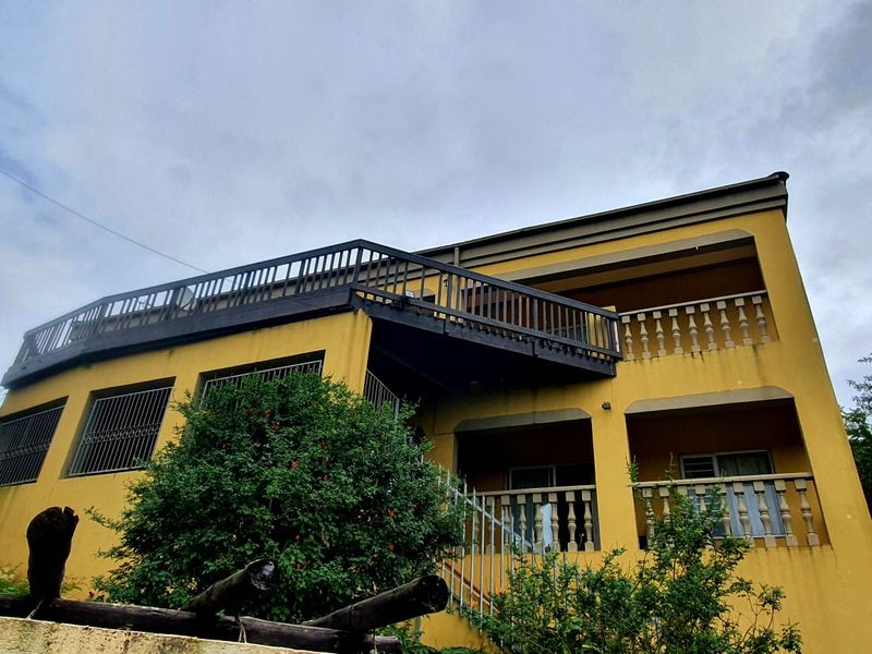 Modern Tuscan Family Home  - Photo 1