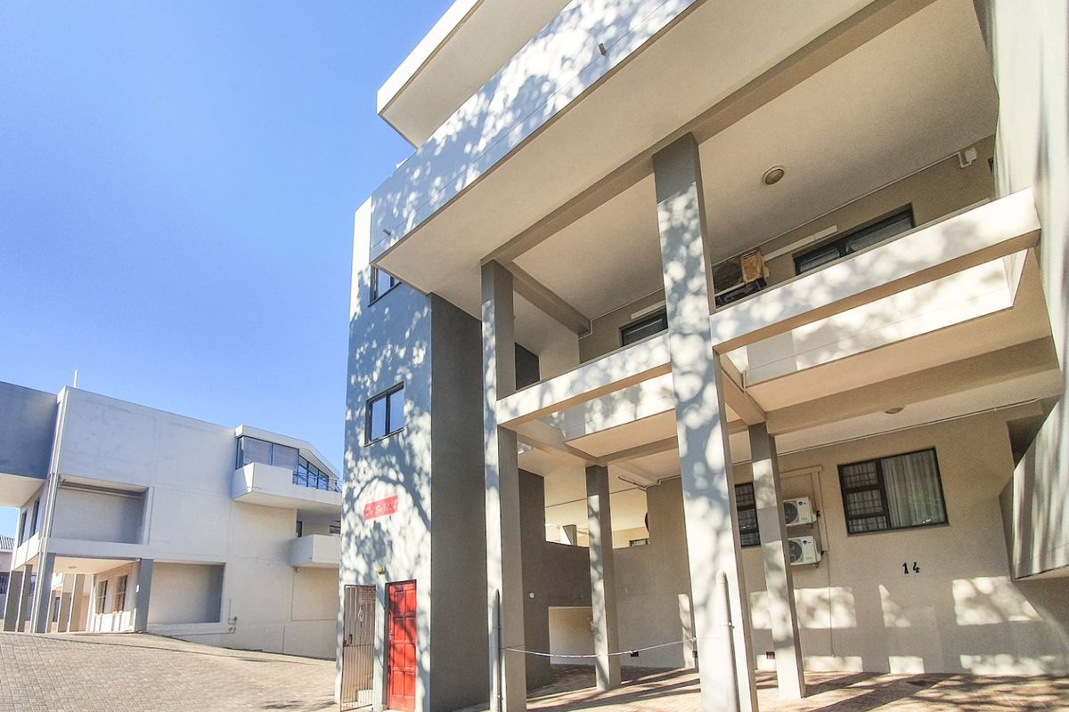 Apartment By The River - Photo 2