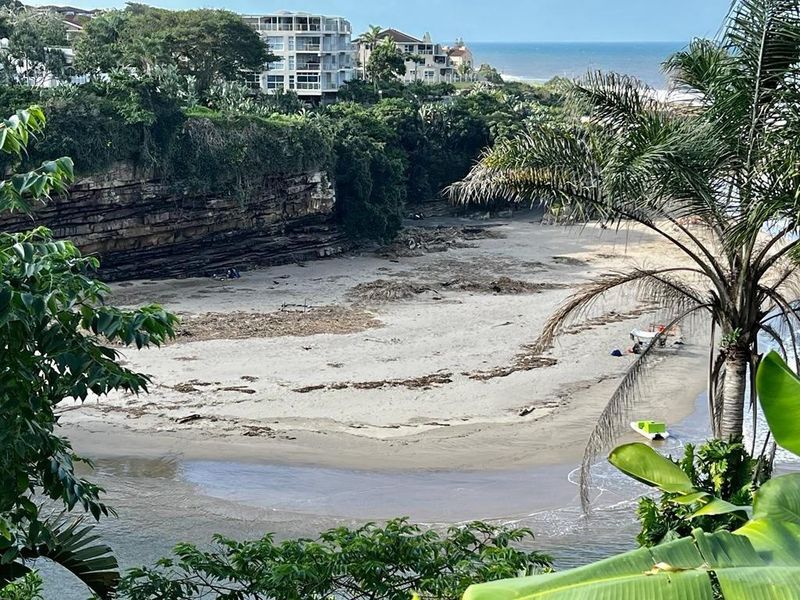 Ground Floor Unit On Uvongo Beach - Photo 5