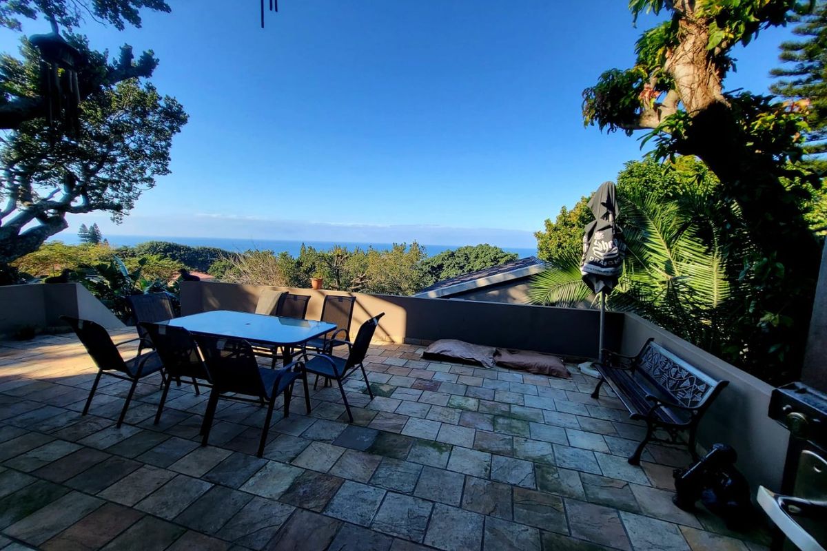 3 Bedroom Double Storey Home With Flat  - Photo 3