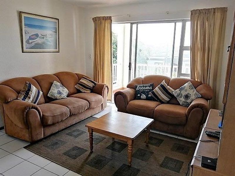 Smart Attractive 2 Bedroom Unit - Photo 8