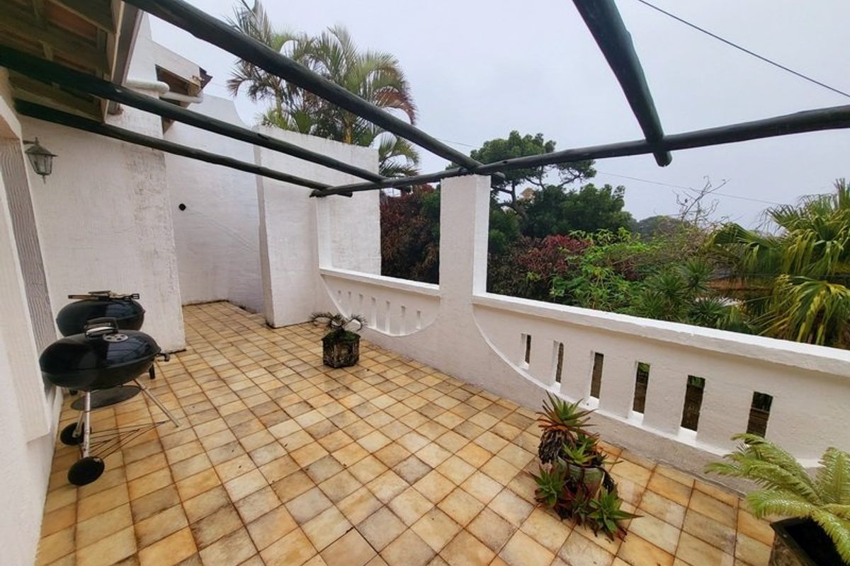 Solid As A Rock - Family Villa - Photo 2