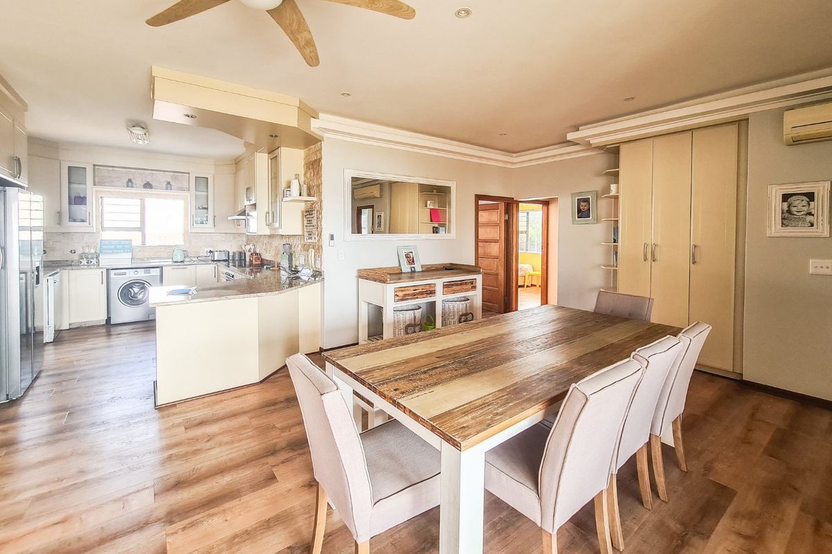 Luxurious, Beach Front Apartment  - Photo 3