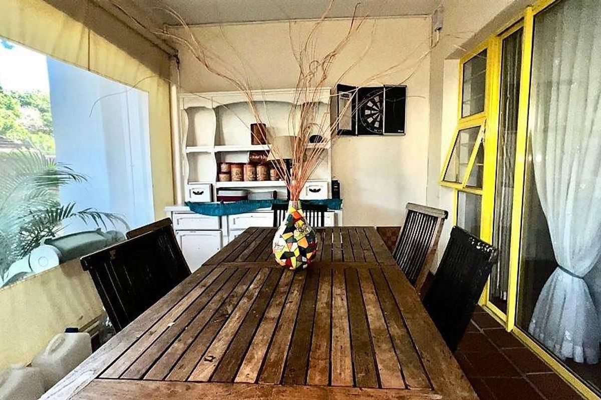 Ground Floor 3 Bedroom Apartment In Uvongo - Photo 5