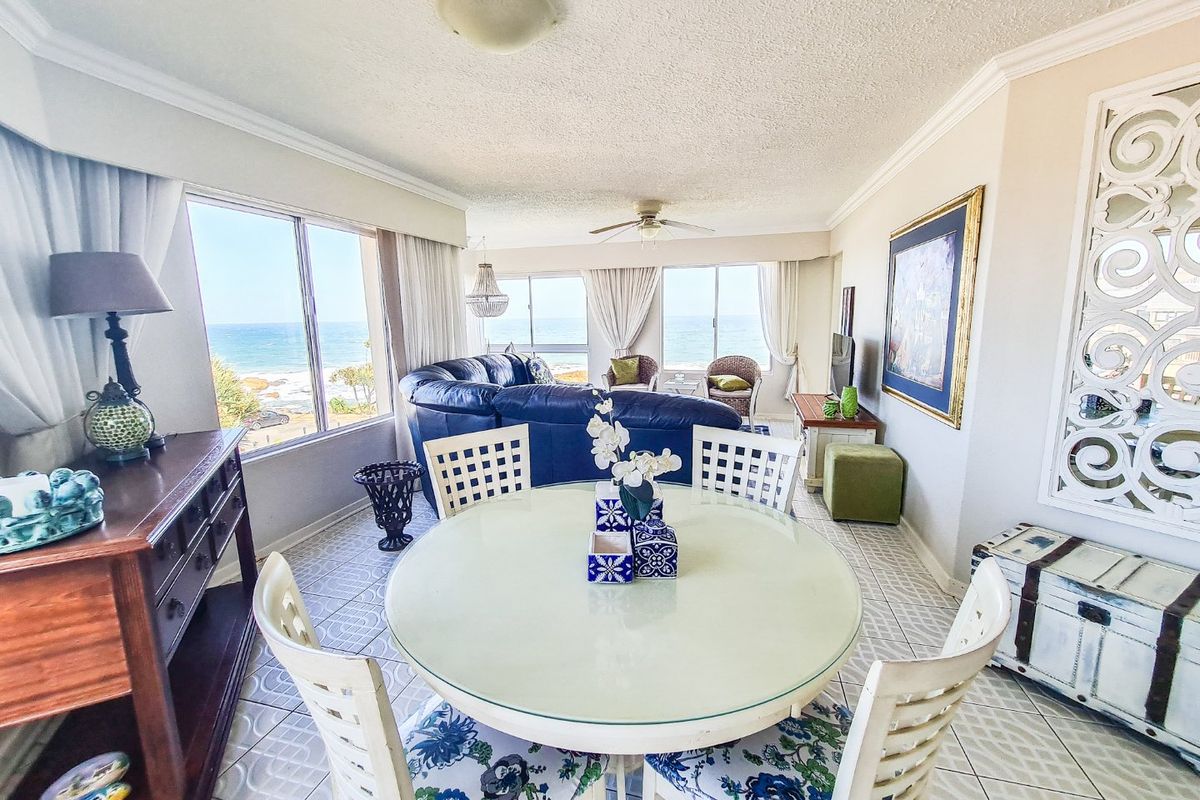 Seaside Living At Its Best!! - Photo 5