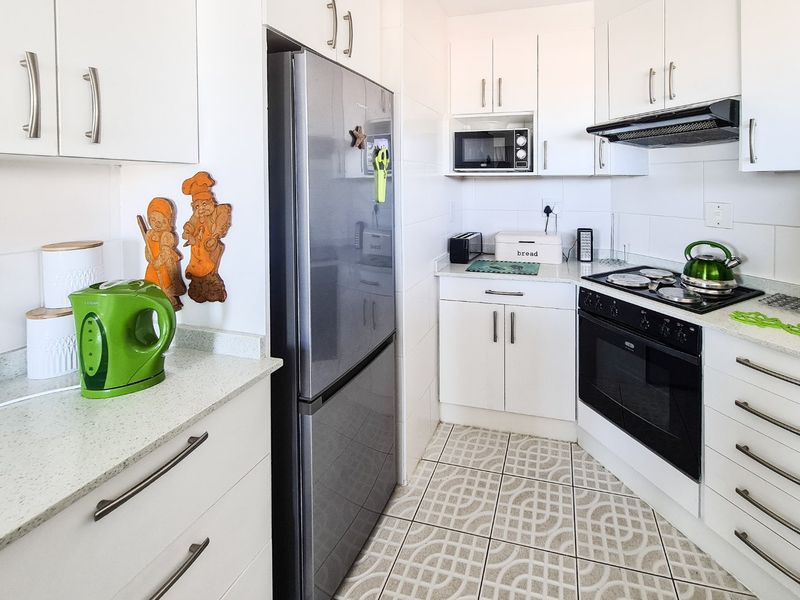 Seaside Living At Its Best!! - Photo 8